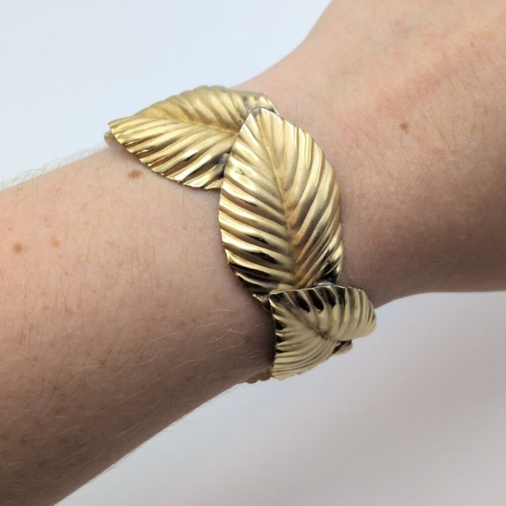 Vintage Napier Signed Gold Tone Leaf Design Cuff Bracelet Adjustable